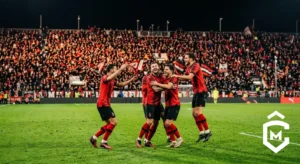 Bournemouth – Milan, 3-0. Chissà cosa ci trovava da ridere.
